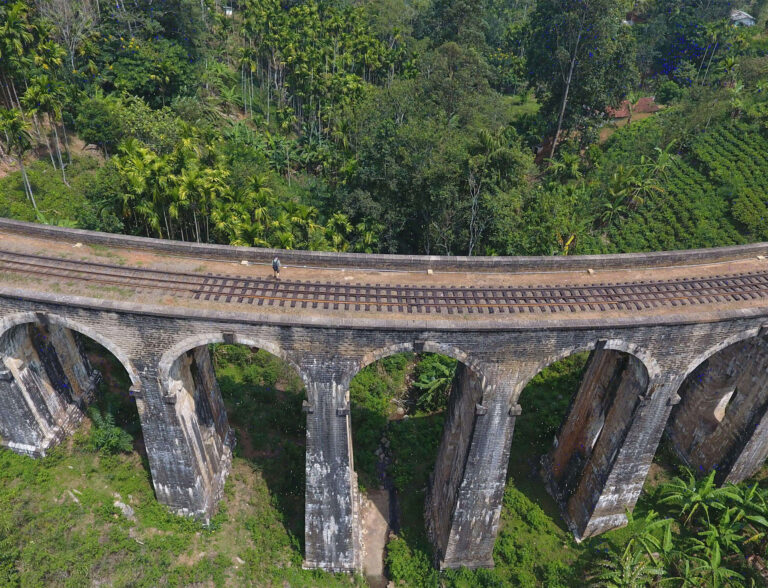 trailblazertour-nine arch bridge